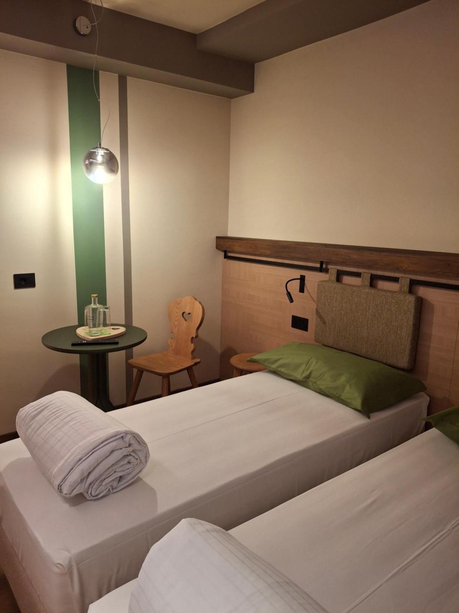 Hotel Dolomiti Saone Tione di Trento Exterior photo